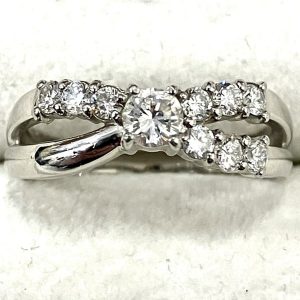 Pt900 0.9ct ダイヤモンドリング